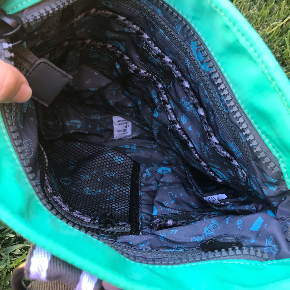 CONVERTIBLE BACKPACK/BAG - Picture 3 of 5